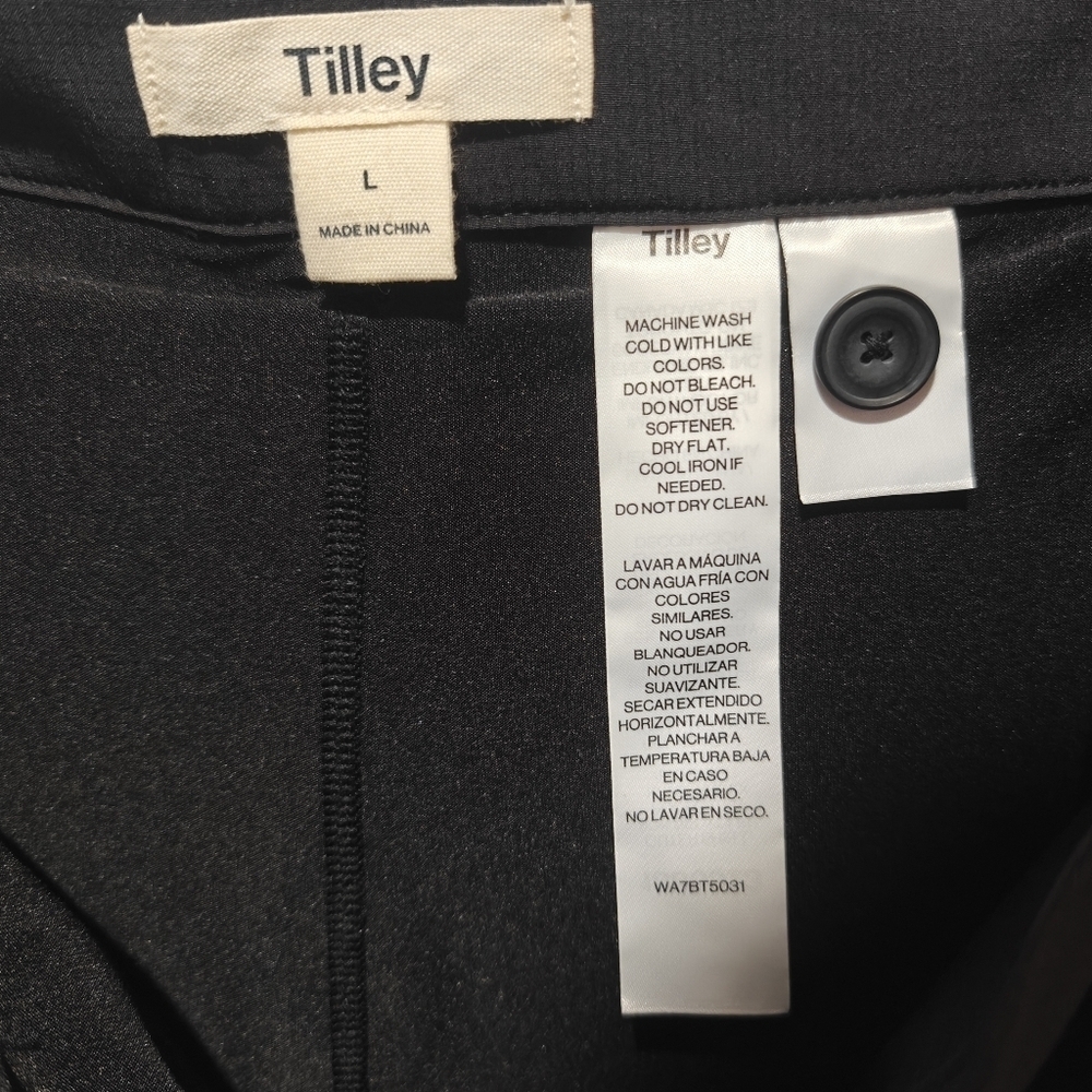 NWOT Tilley Skirt Large Black Skirt Gusset 5 Pockets, 3 Zipper Enclosure - Picture 4 of 6